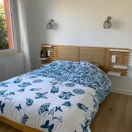 Au 154 Bis - Joli Avec Grande Terrasse Et Proche De La à Malo Apartamento *
